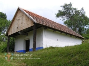 Vinná búda, tj. lisovna vína, na Staré Hoře u Veletin